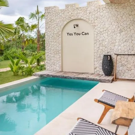 Stylish Tropical Villa In Uluwatu
